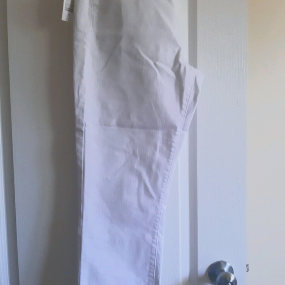 White Pants - Picture 1 of 2